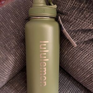 Lululemon water bottle olive green never used